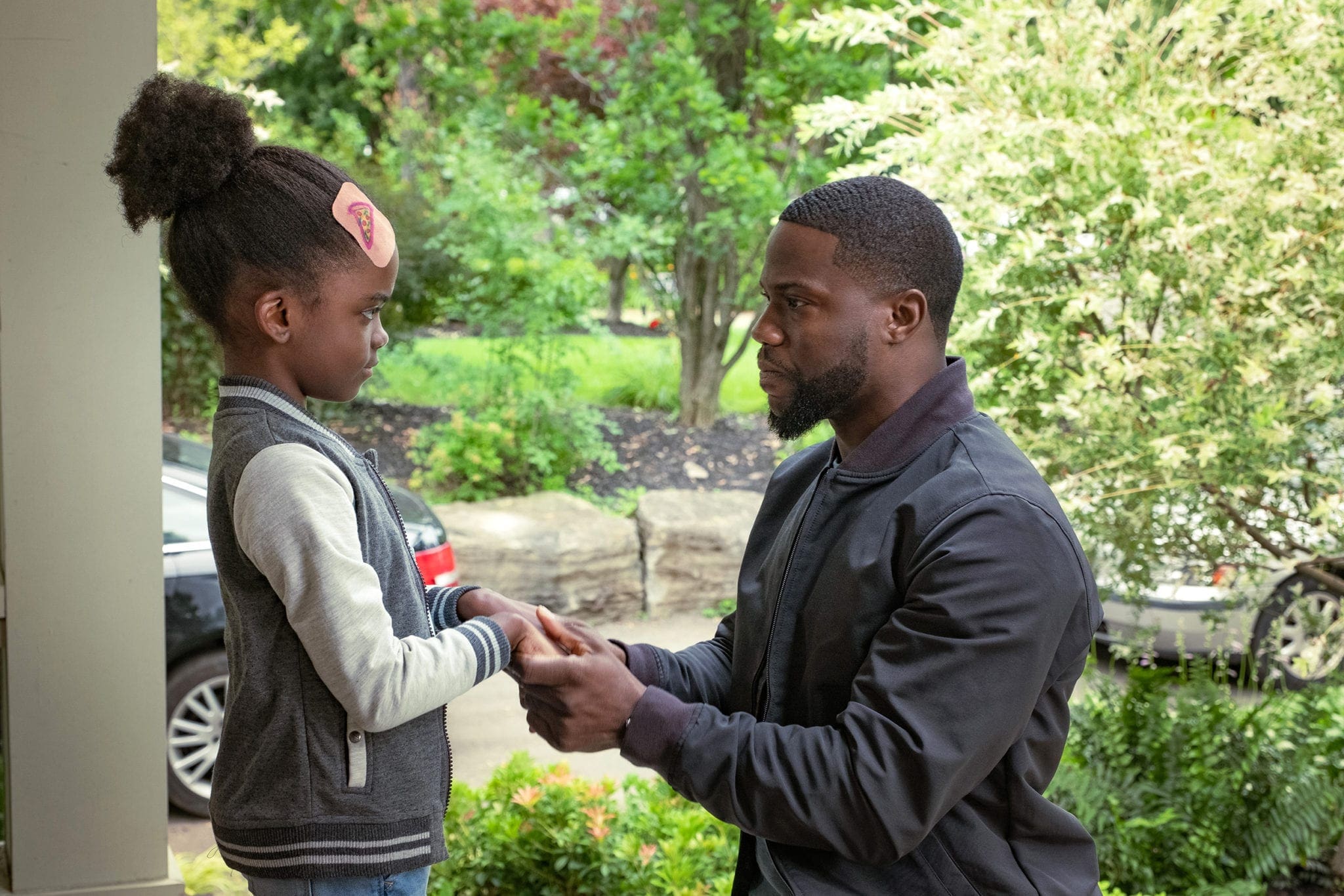 Netflix's Fatherhood Review Kevin Hart Plays a Single Dad in This