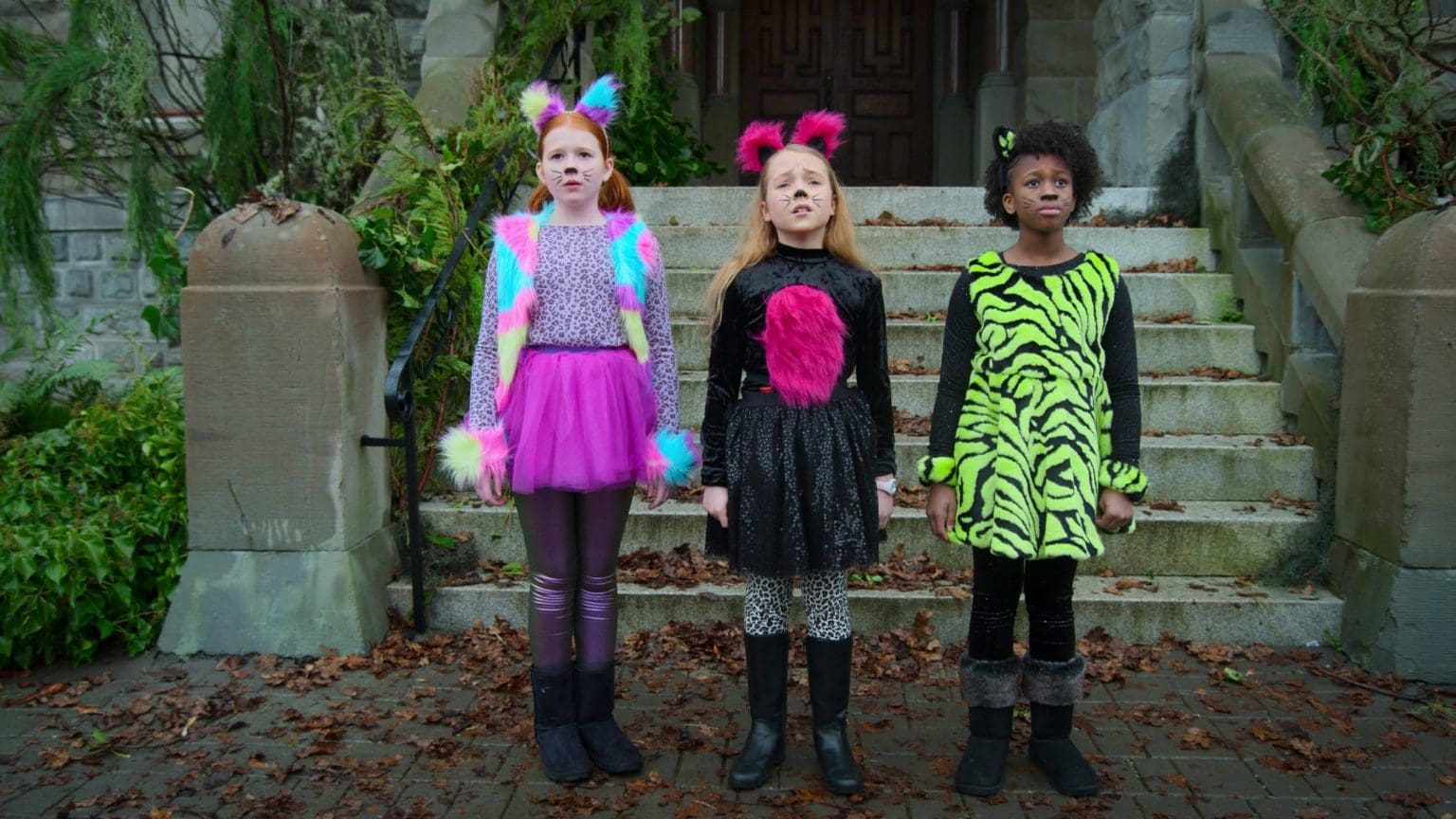 Netflix's Scaredy Cats Review Spellbinding Ticket to the Magical Realm