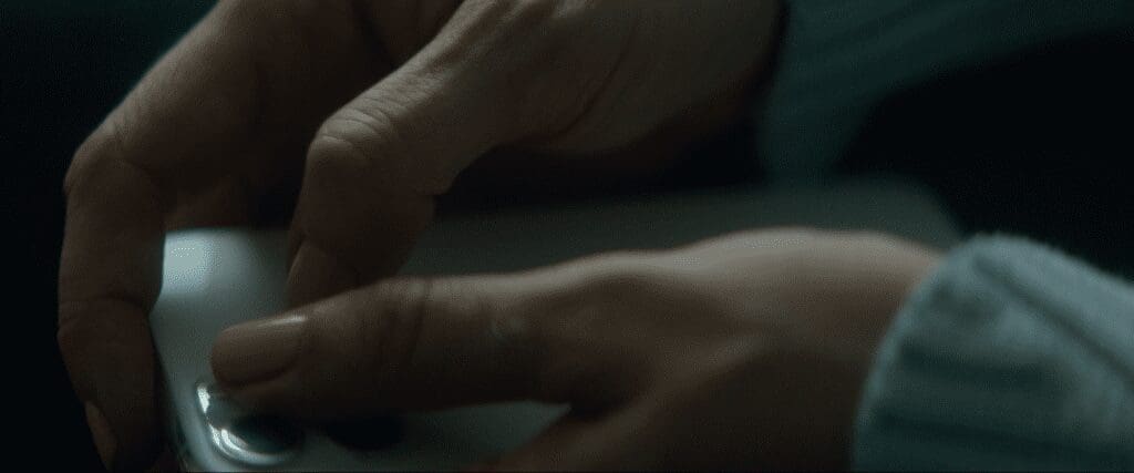 The Tinder Swindler Review: Still