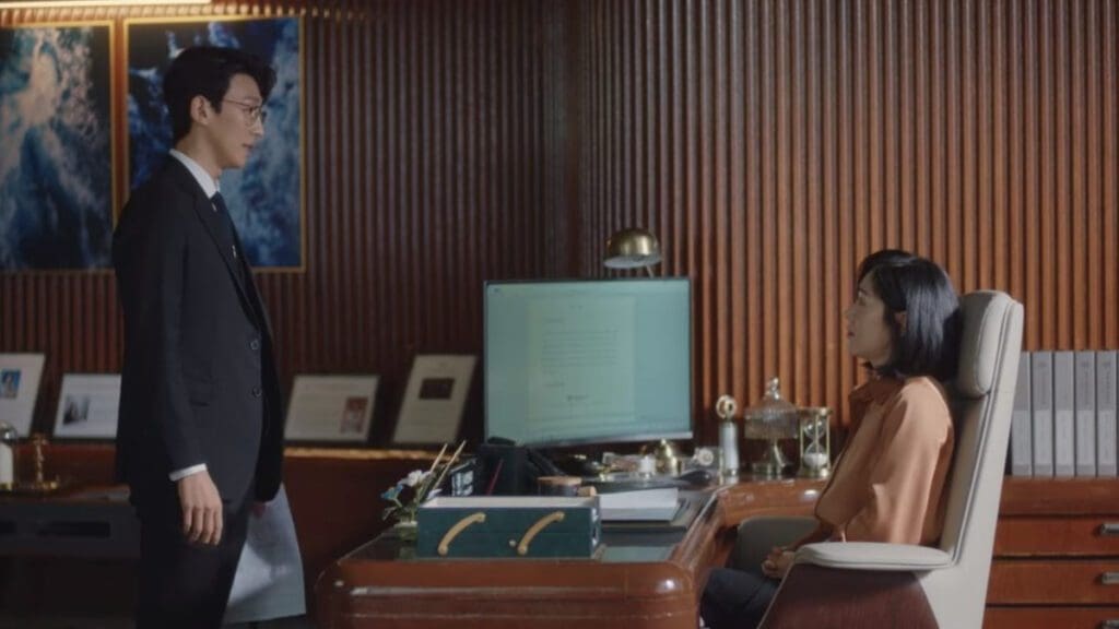 Still From Extraordinary Attorney Woo Episode 1