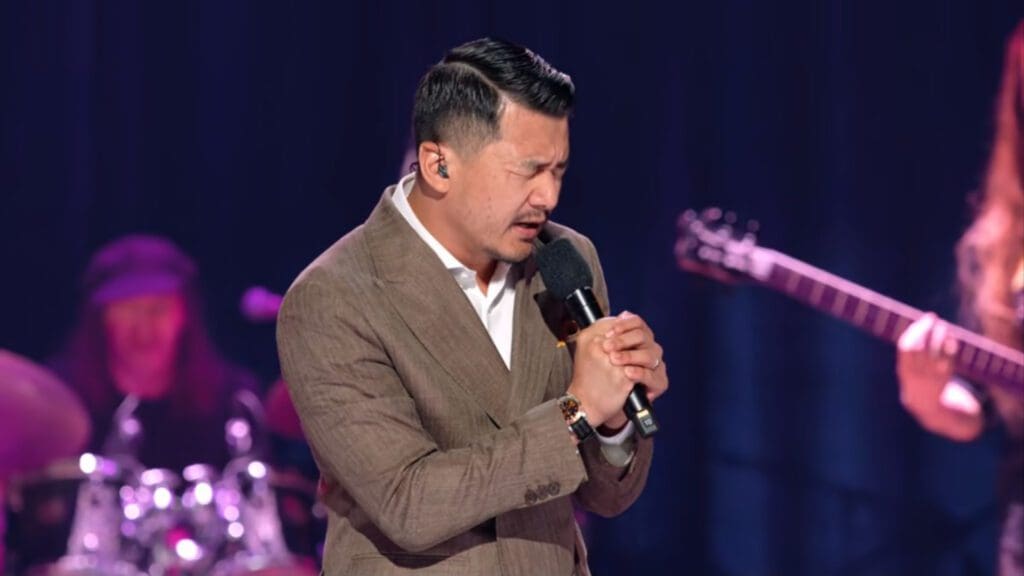 Bill Burr Presents Friends Who kill, Ronny Chieng