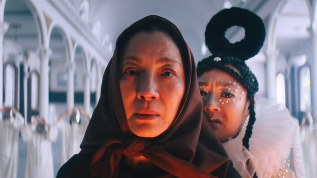 sinopsis everything everywhere all at once