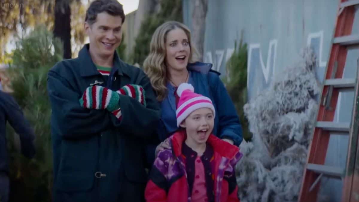 I Believe in Santa Review: Trying Too Hard To Be Sentimental | Leisurebyte