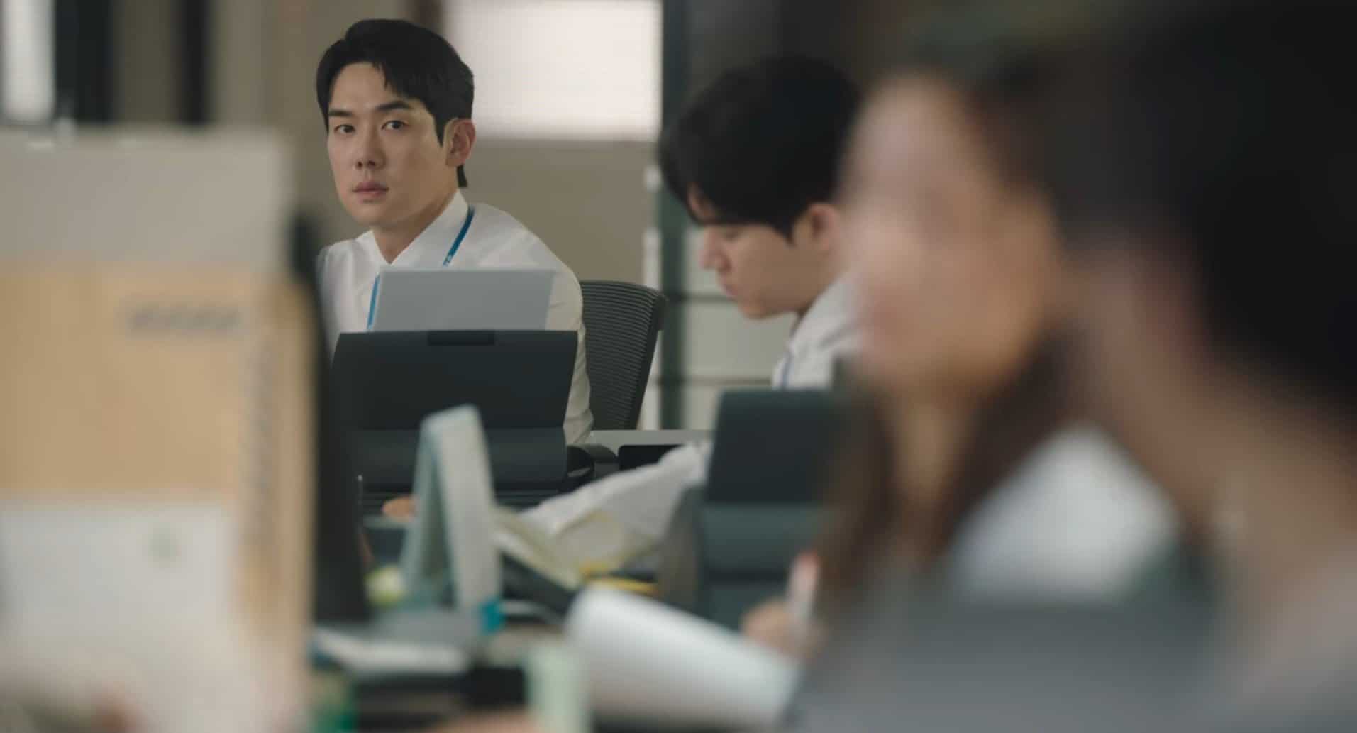 The Interest of Love Episode 1 Recap and Review: Chaotic, Desperate Love 1 Still From The Interest of Love Episode 1
