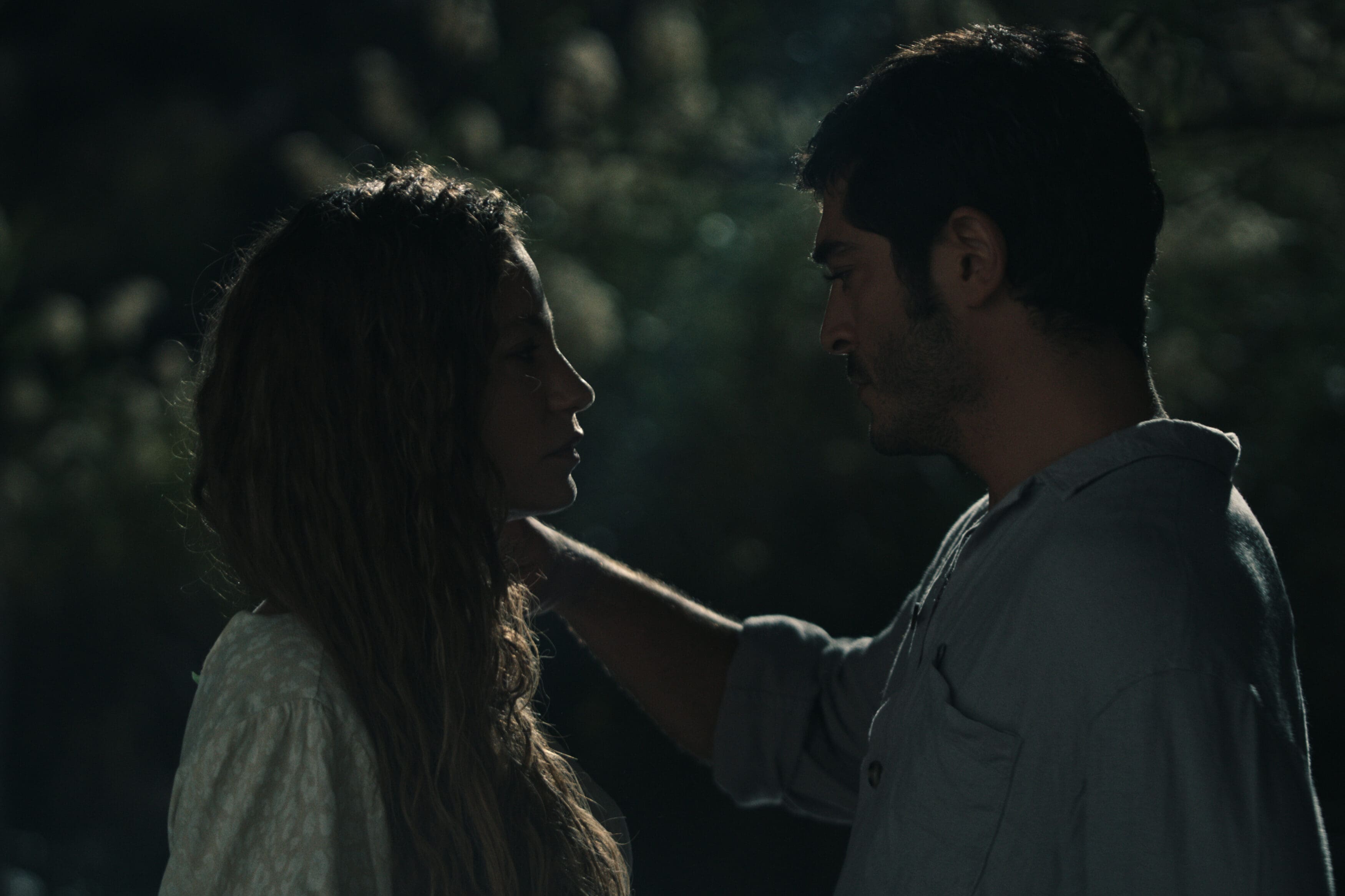 Shahmaran Review: Serenay Sarıkaya, Burak Deniz