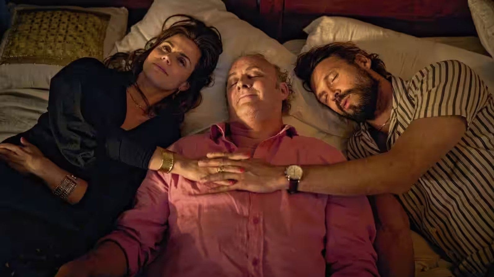 Stromboli ending explained: Sara finally heals herself.