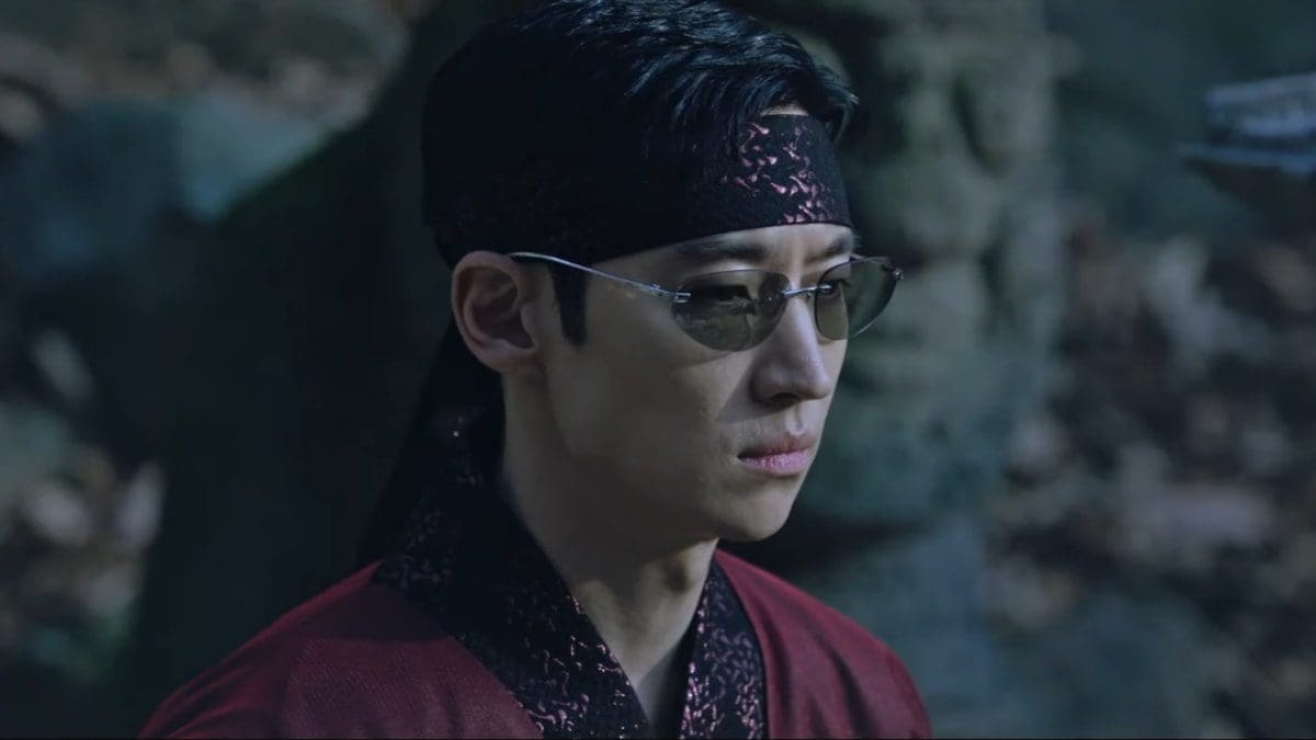 Taxi Driver Season 2 Episode 7 Recap and Review: A Cult Scam and A Sister to Save 4 Taxi Driver Season 2 Episode 7 Reactions