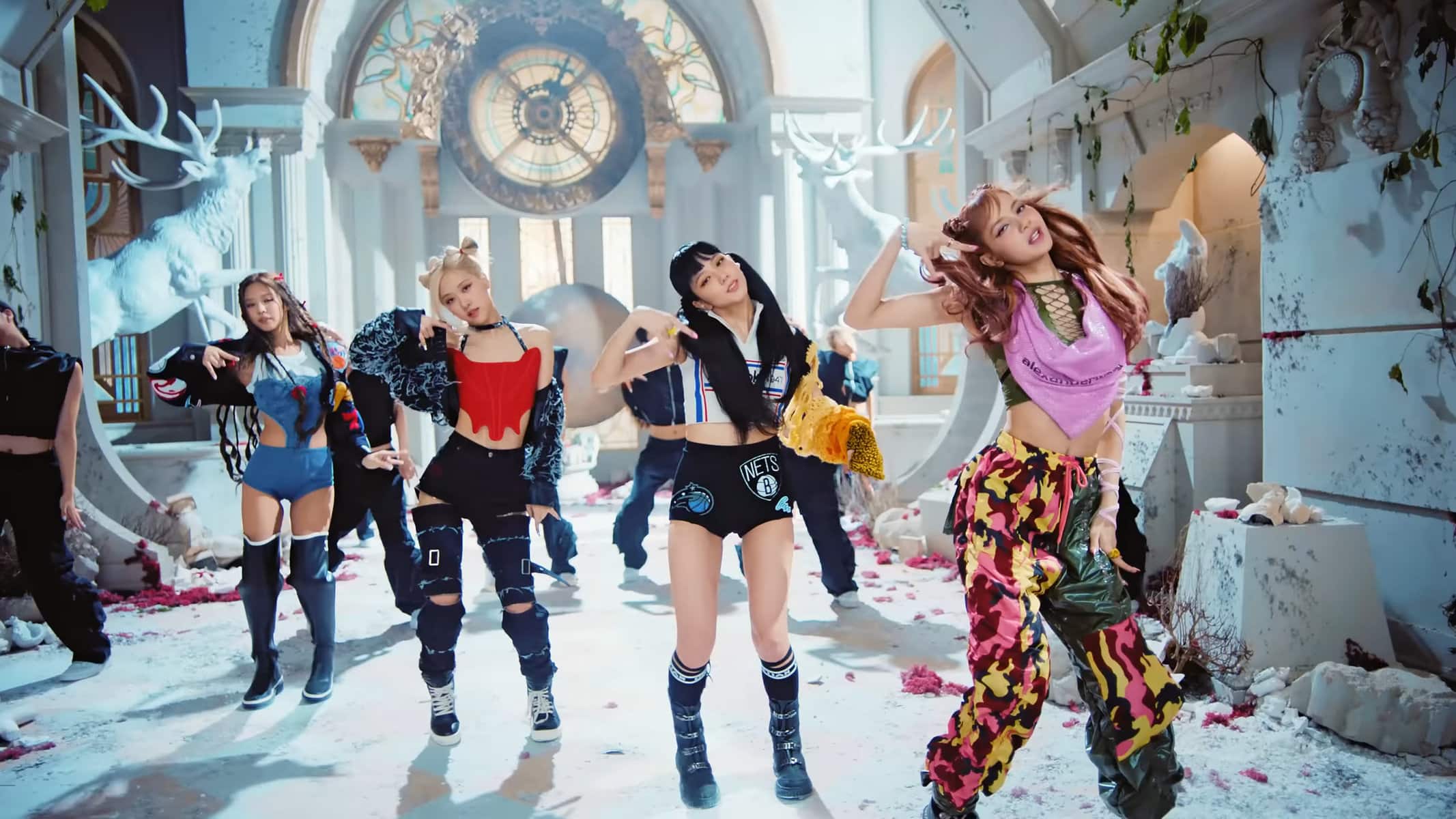 BLACKPINK's Jisoo Beats BTS' Jimin's Spotify Record, Read to Know More