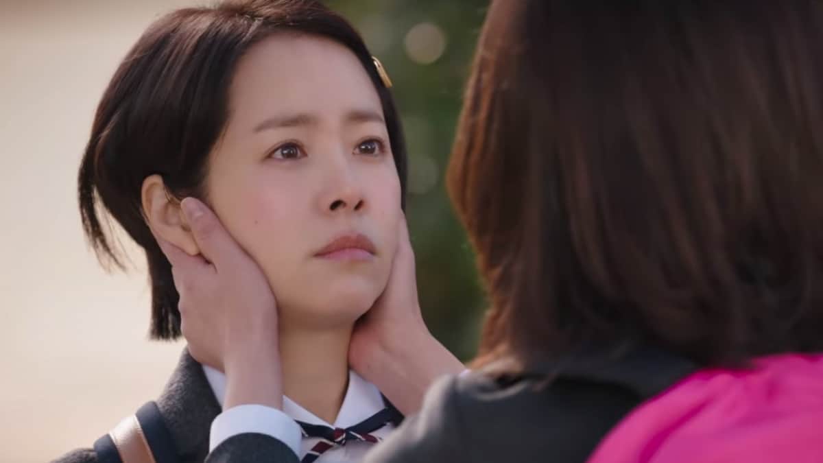 Behind Your Touch Episode 1 Recap and Review Still 1
