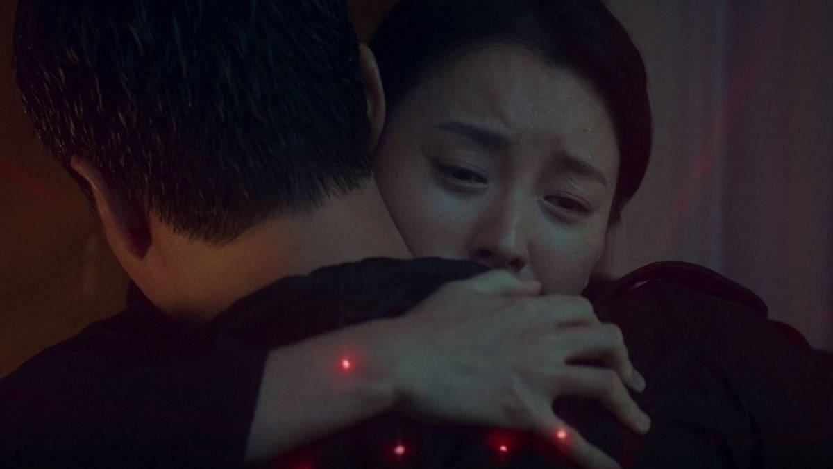 Moving Episodes 8 and 9 Review Still 4