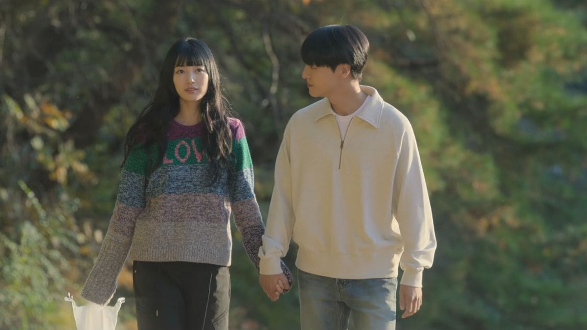 Doona Kdrama Outfits: When Bae Suzy's Chic Fashion in the Netflix Series Became the Plot 10 Doona Kdrama Outfits - Striped Sweater