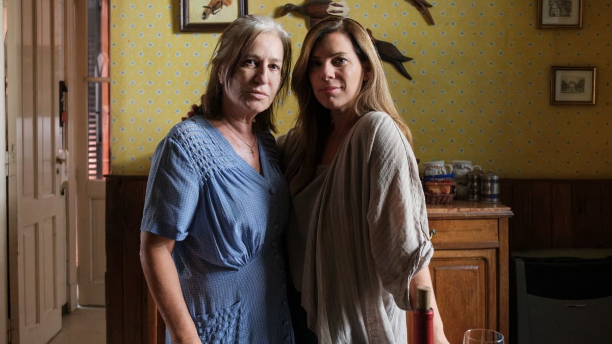 Elena Knows Review: A Tiring Hunt For Truth | Leisurebyte