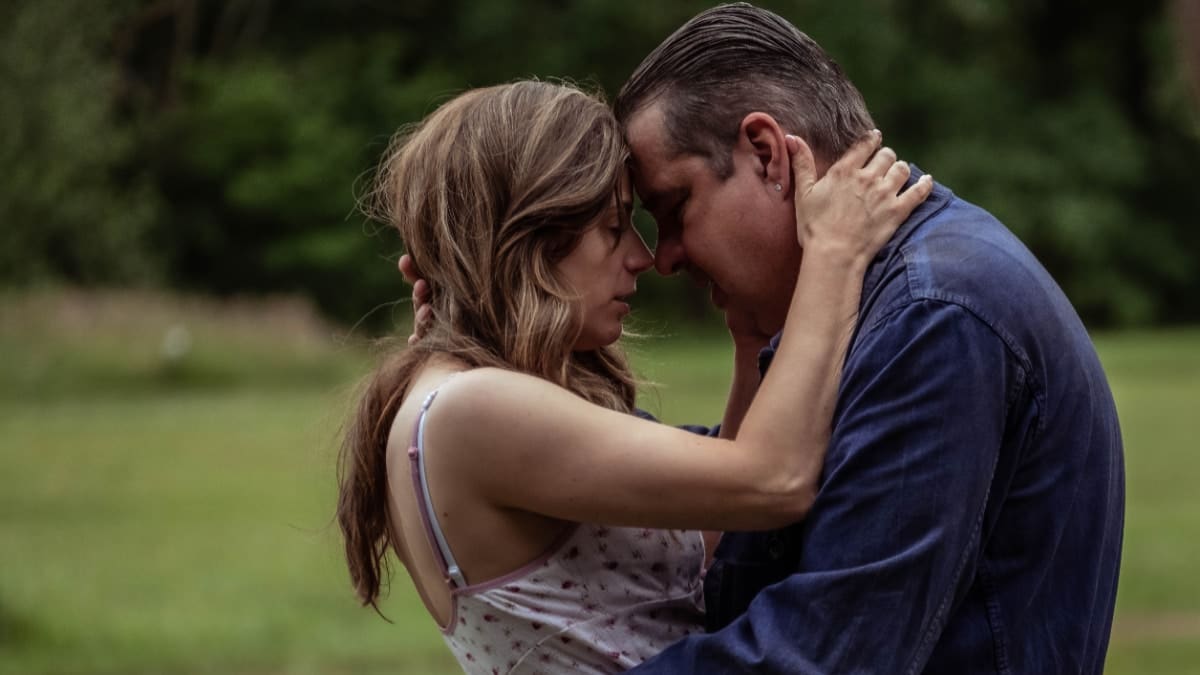 Ferry: The Series Review: Frank Lammers, Elise Schaap