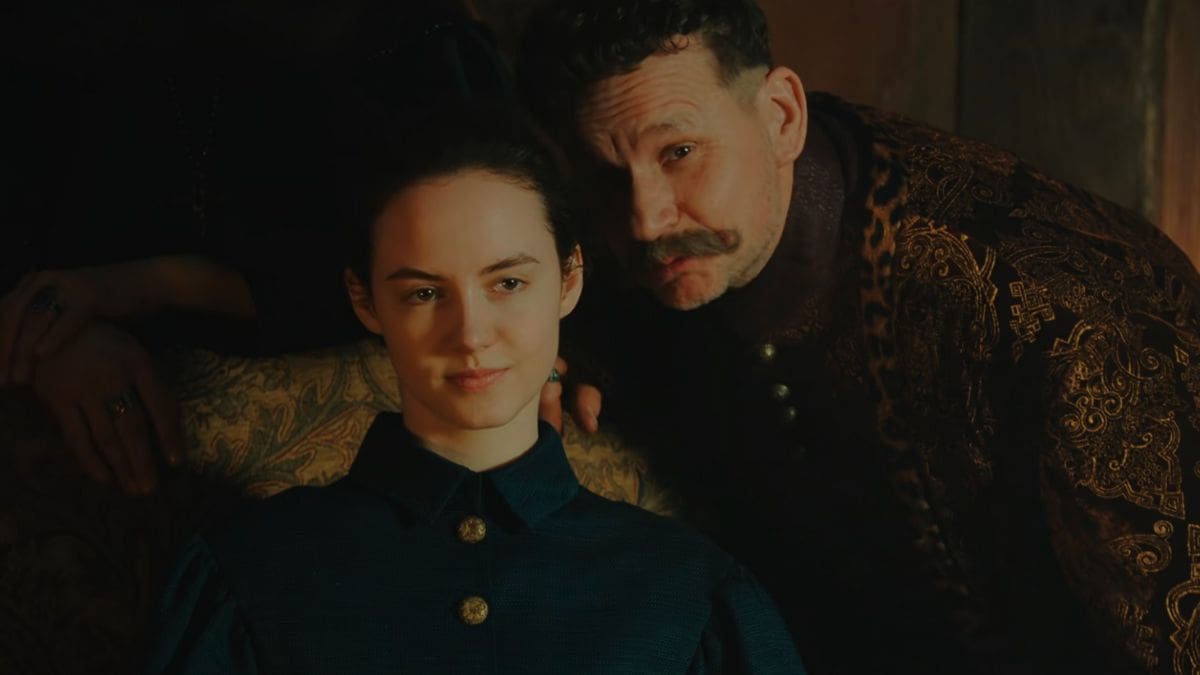 1670 Review Bartłomiej Topa Triumphs in This OfficeStyle Deadpan Mockumentary Leisurebyte