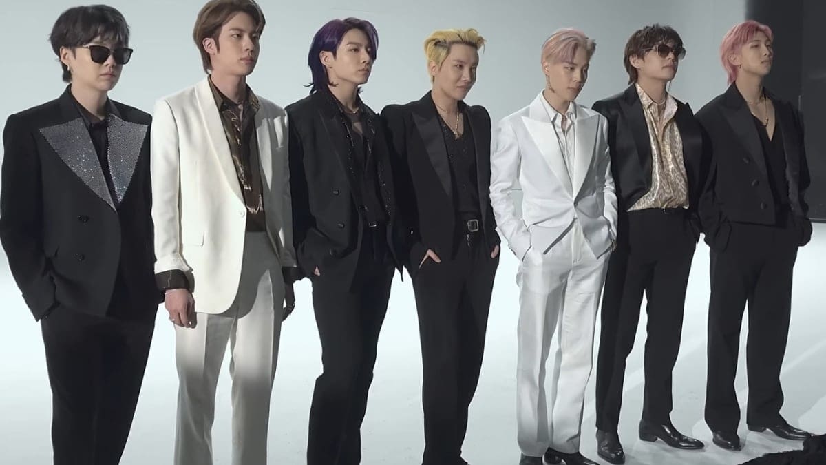 Монумент бтс. Монумент бтс. Дранк дезэр кпоп. Монумент бтс. Монумент бтс.