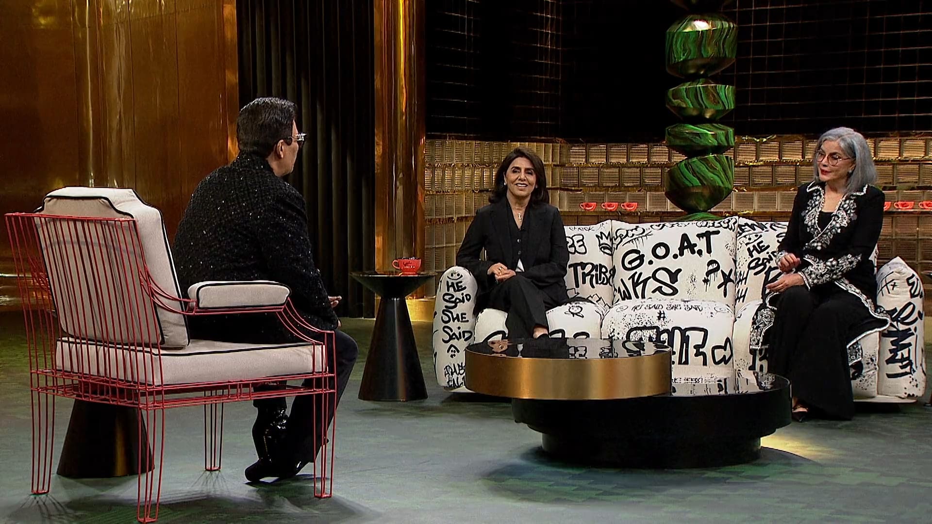 zeenat aman koffee with karan s8