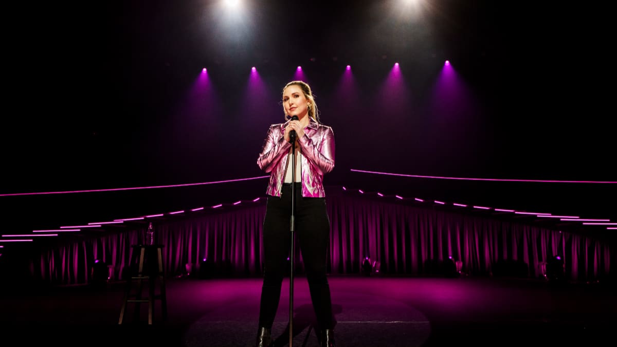 Taylor Tomlinson Have It All Still 1