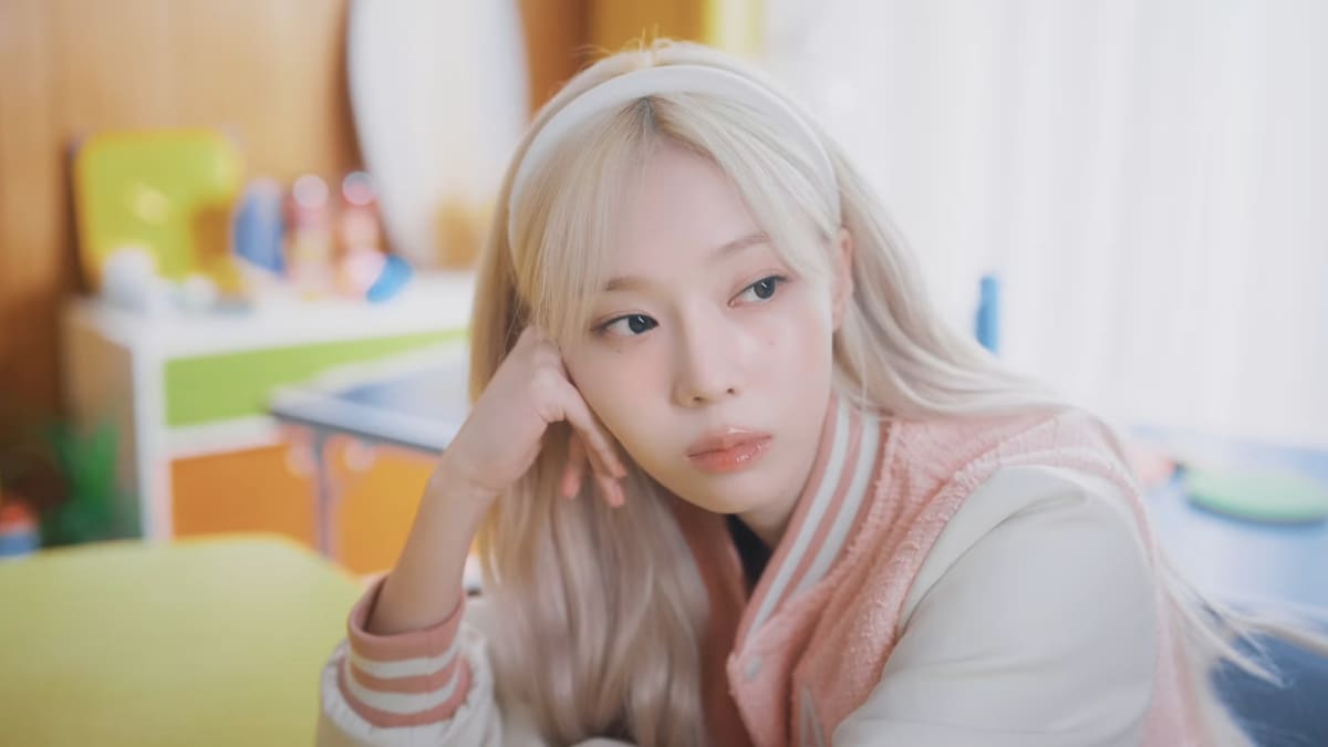 Officially Cool MV Review: Bang Ye-dam and Winter Navigate a Mesmerising Post-Breakup Relationship in New Video 1 Officially Cool MV Review: Bang Ye-dam and Winter Navigate a Mesmerising Post-Breakup Relationship in New Video