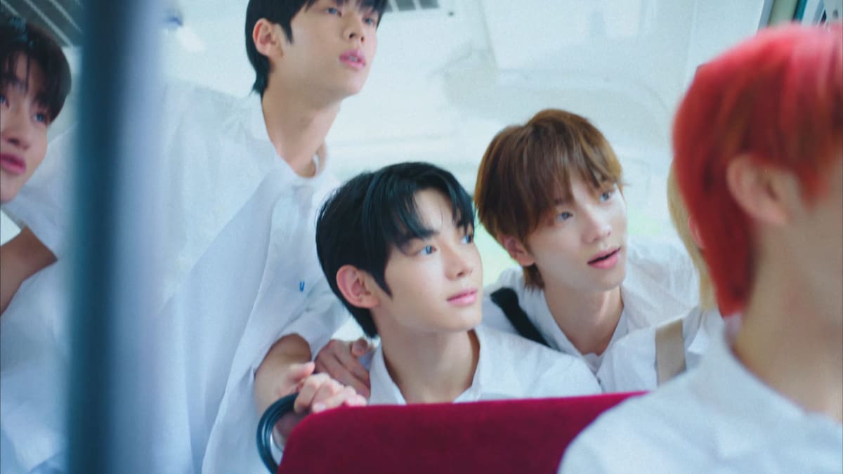 hey hey MV Review: TWS Summer Track Celebrates Friendship and Is Irresistibly Catchy 3 hey hey MV Review: TWS Summer Track Celebrates Friendship and Is Irresistibly Catchy