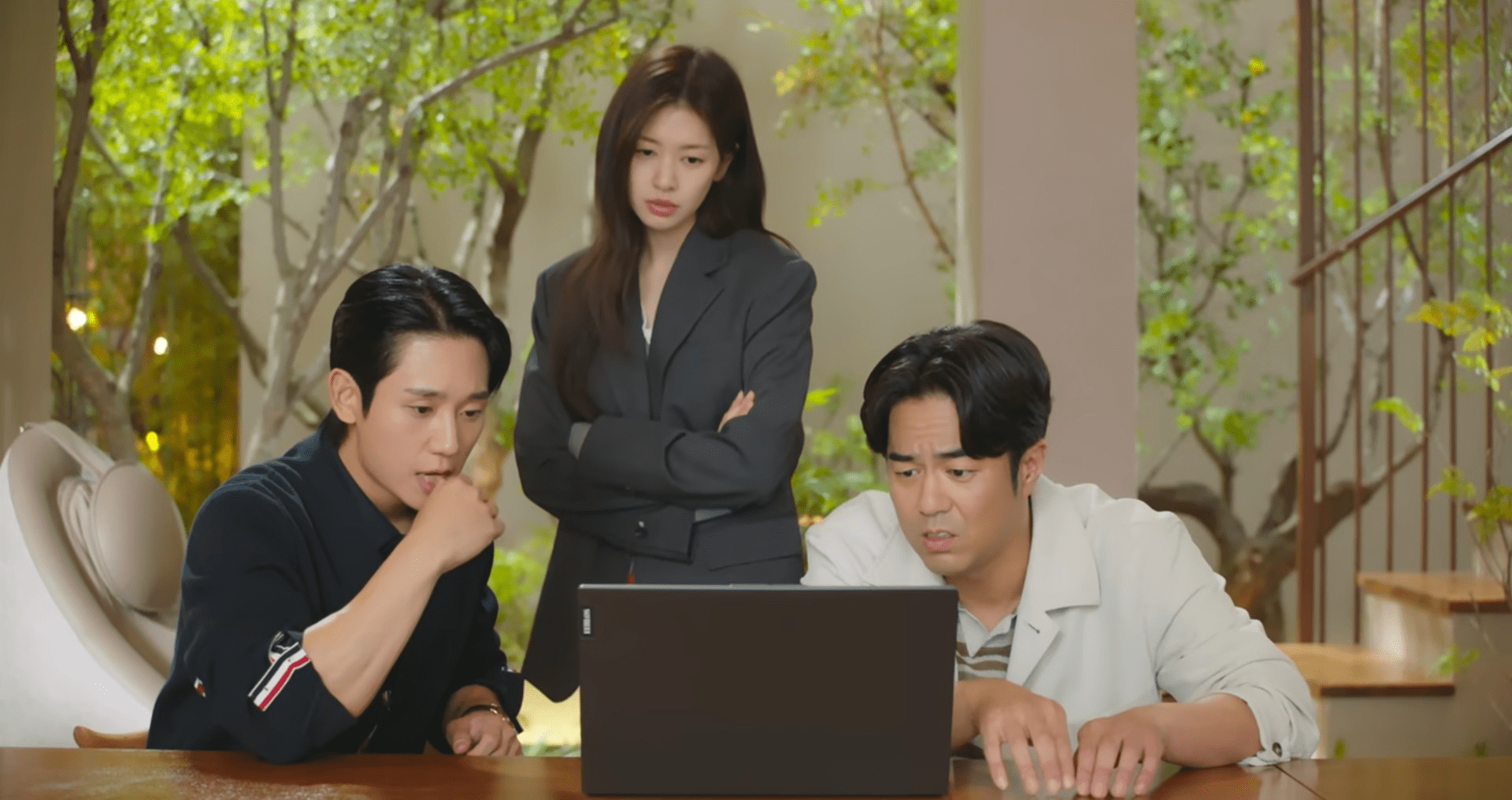 Love Next Door Episode 4 Review: Emotions Run Deep as Love and Loyalty are Put to the Test 2 Love Next Door Episode 4 Review Still 1