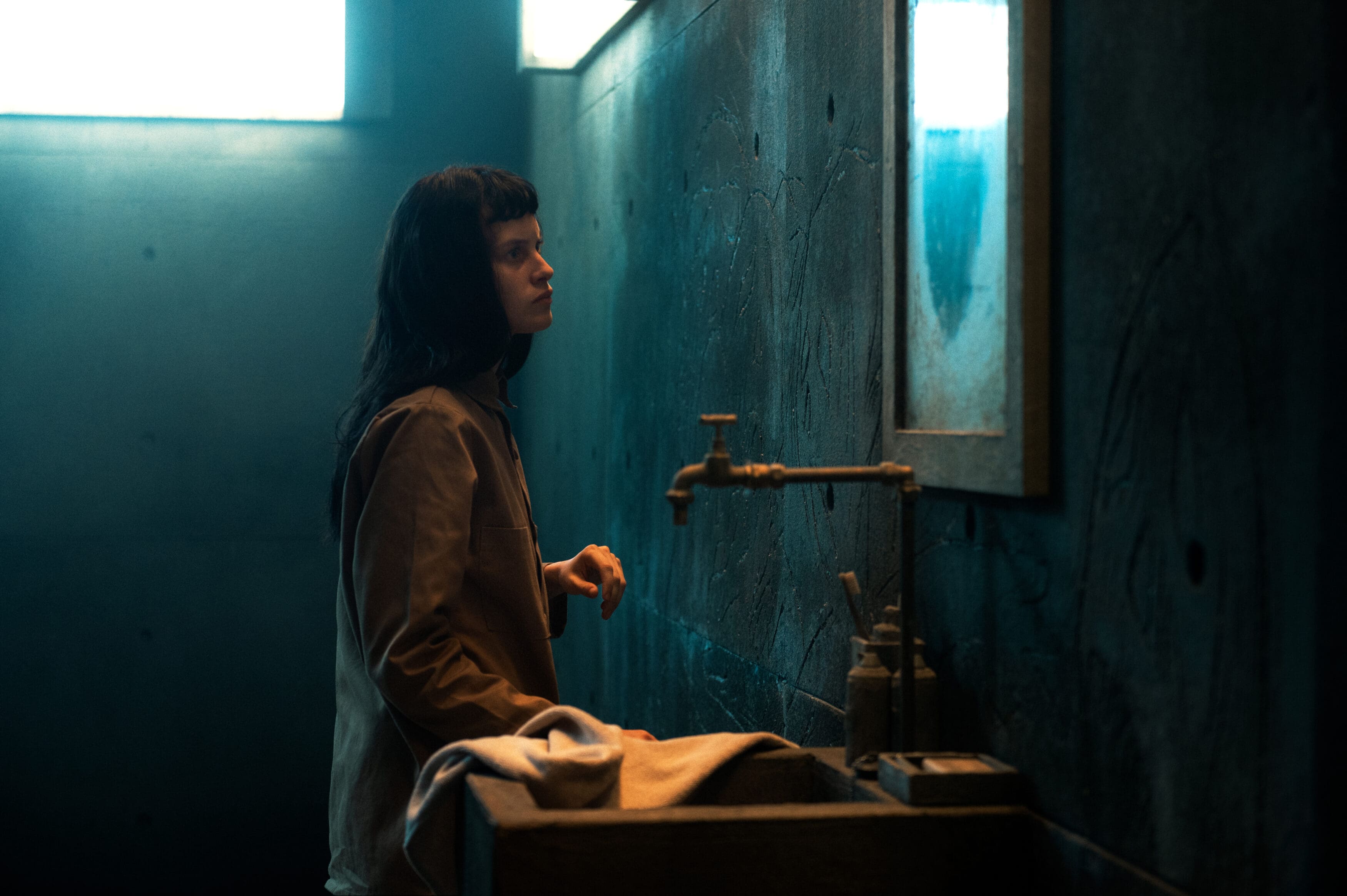 The Platform 2 Review Still 2