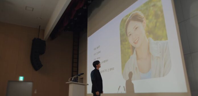 When the Phone Rings Episode 10 Review Still 11