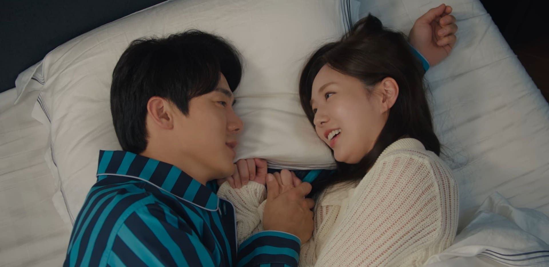 When the Phone Rings Episode 9 Review Still 3