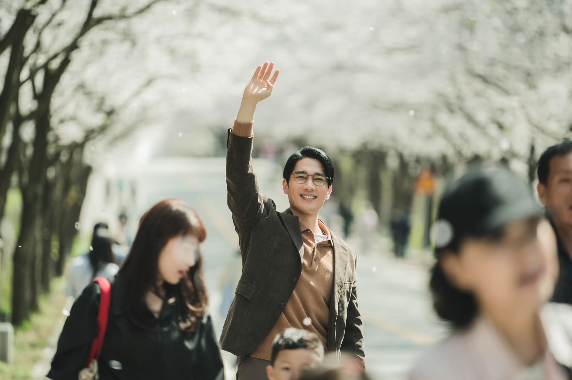 Light Shop Kdrama: Um Tae-goo