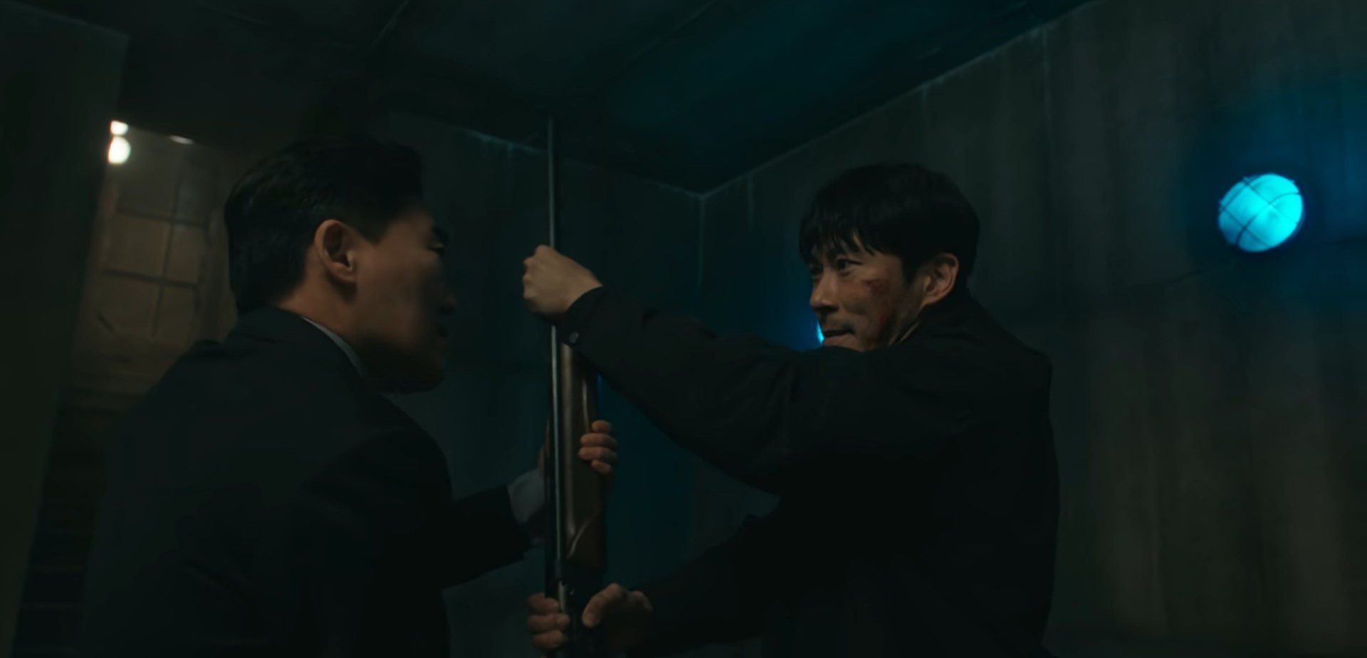 When the Phone Rings Episode 11 Review: Evil Mother 7 When the Phone Rings Episode 11 Review Still 6