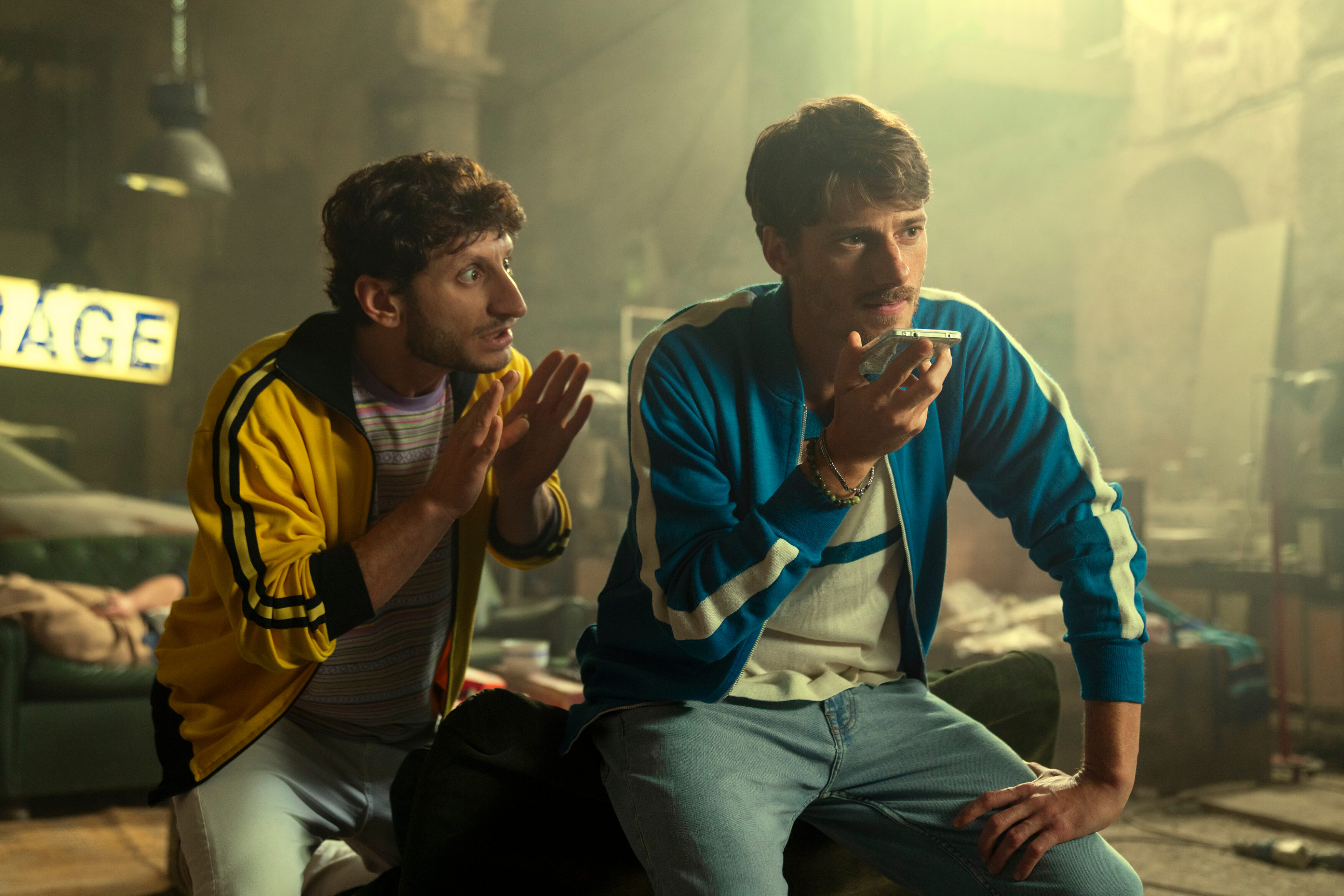 The Love Scam Review: Vincenzo Nemolato, Antonio Folletto