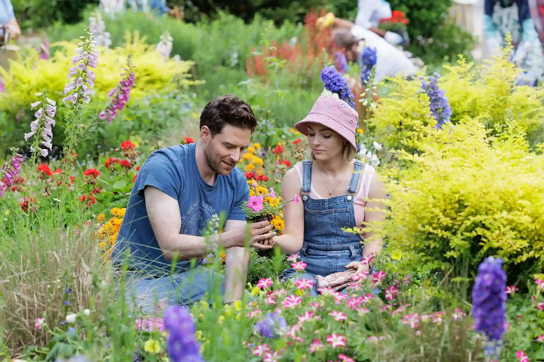 Grosse Pointe Garden Society Review: Ben Rappaport, AnnaSophia Robb