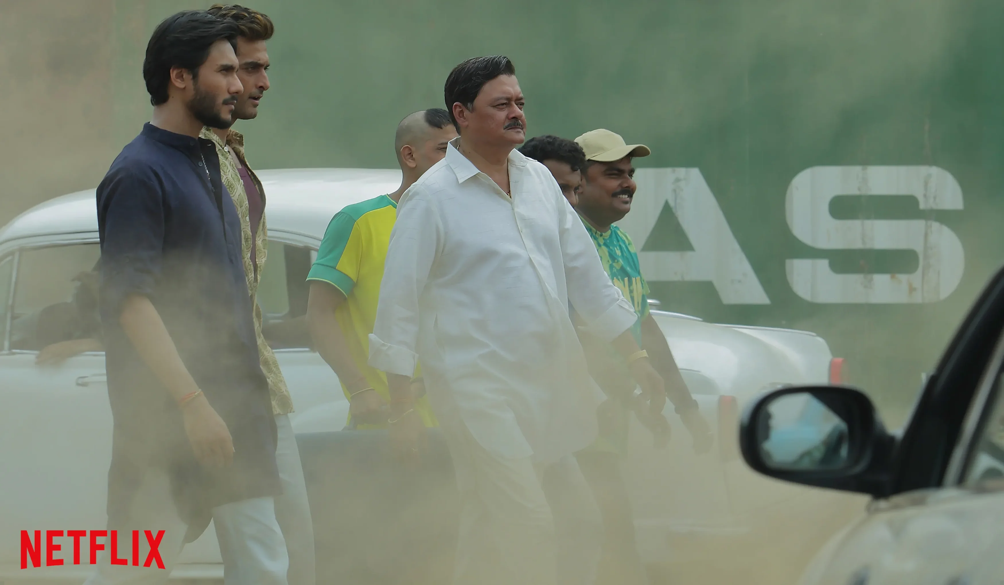 Khakee: The Bengal Chapter Review: Aadil Zafar Khan, Ritwik Bhowmik, Saswata Chatterjee