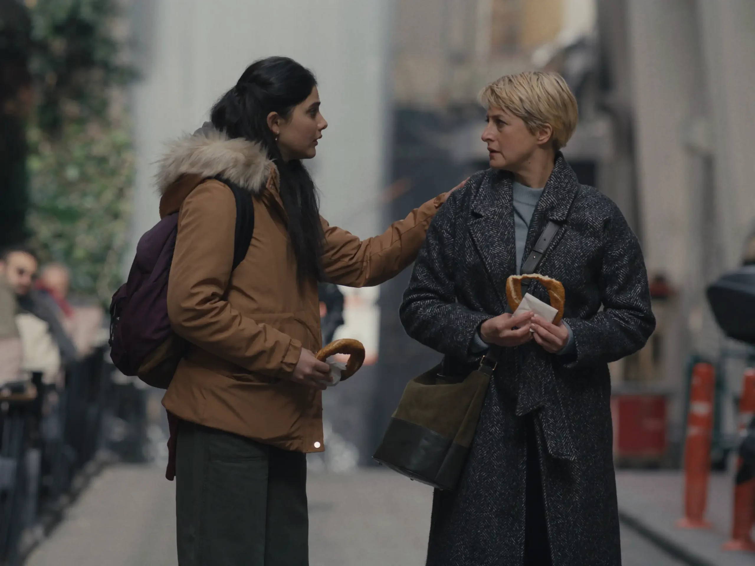 Istanbul Encyclopedia Review: Helin Kandemir and Canan Ergüder