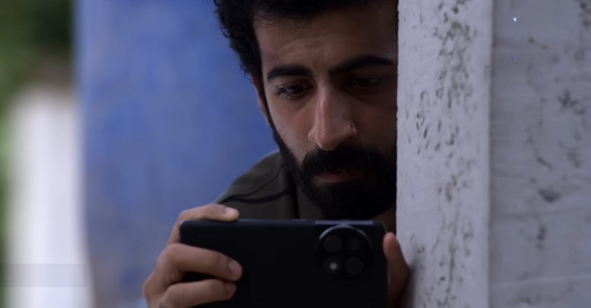 KanKhajura Review: Roshan Mathew