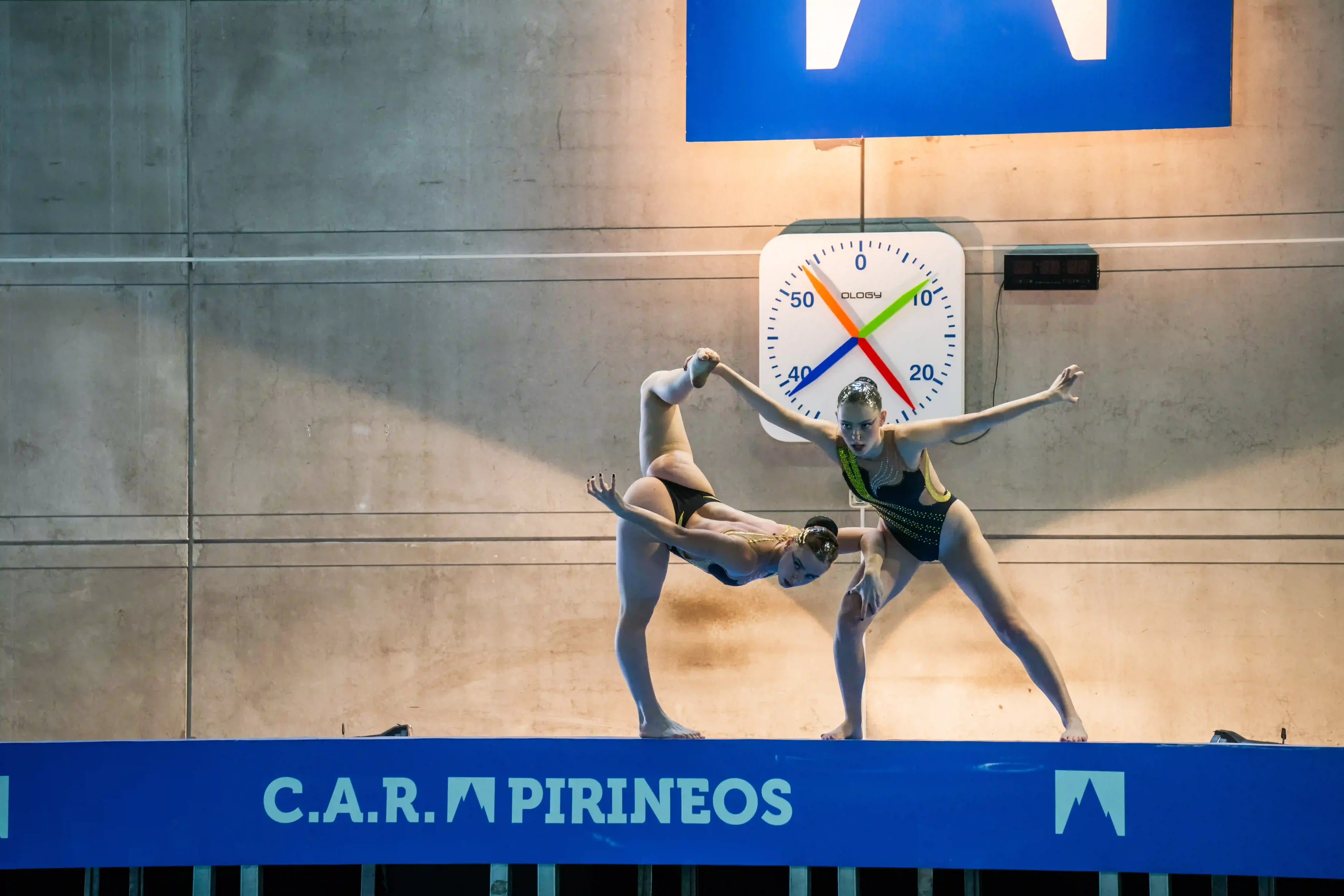 Olympo Ending Explained: Does Amaia Find Out the Truth? What Happens to Nunu? 4 Olympo Ending Explained: Clara Galle, María Romanillos