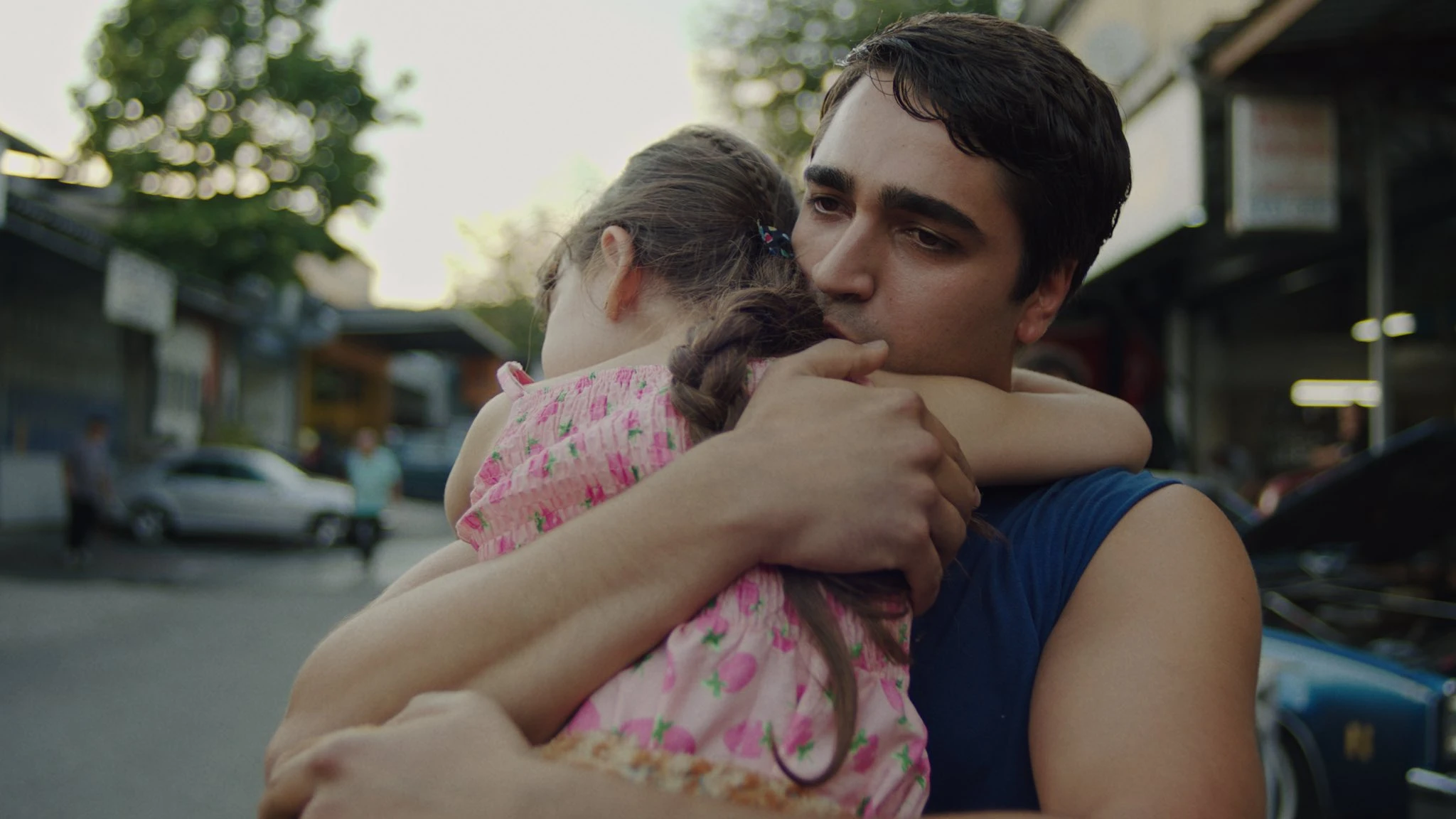 Abandoned Man Review: Ada Erma, Mert Ramazan Demir