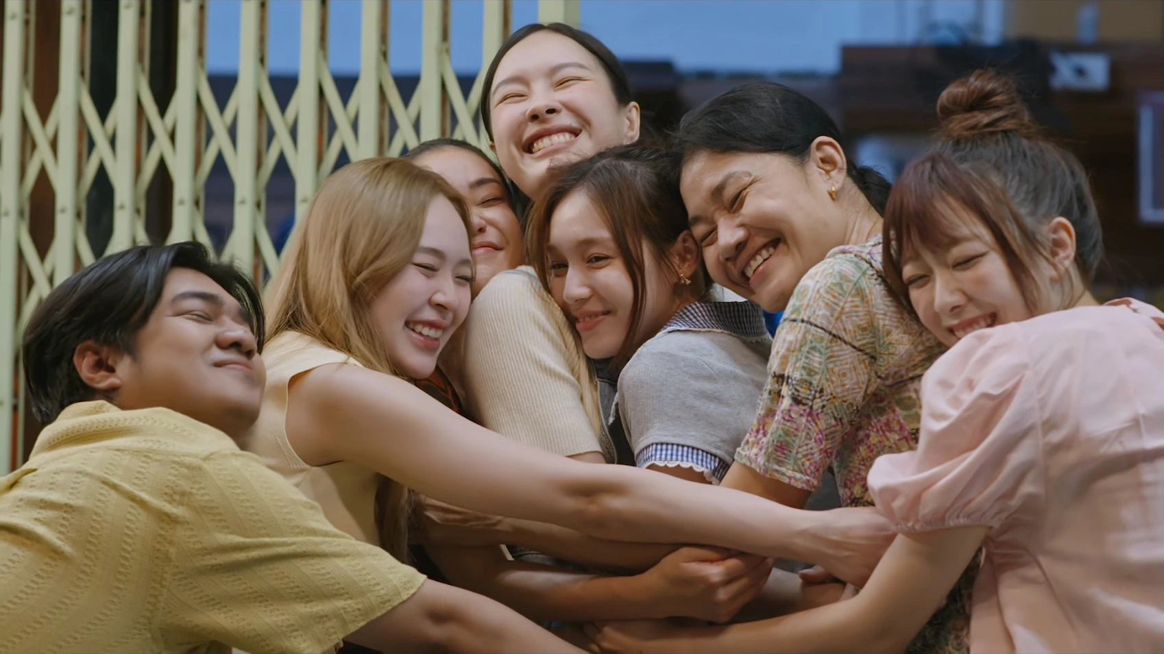 Whale Store XOXO Episode 10 Review: June Wanwimol Jaenasavamethee, Milk Pansa Vosbein, Love Pattranite Limpatiyakorn, Mewnich Nannaphas Loetnamchoetsakun