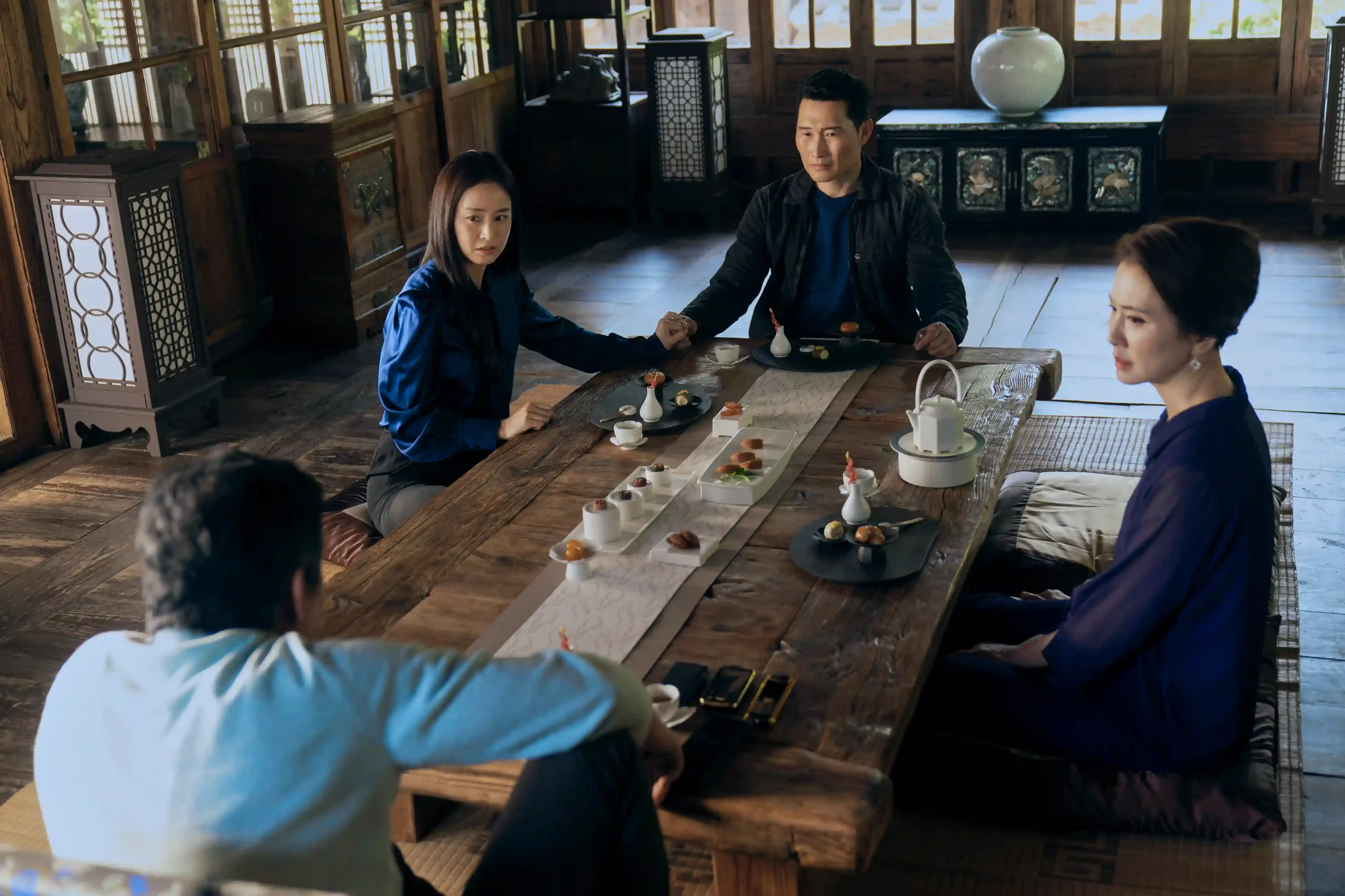 Butterfly Ending Explained: Sung Dong-il, Kim Tae-hee, Daniel Dae Kim, Lee Il-hwa