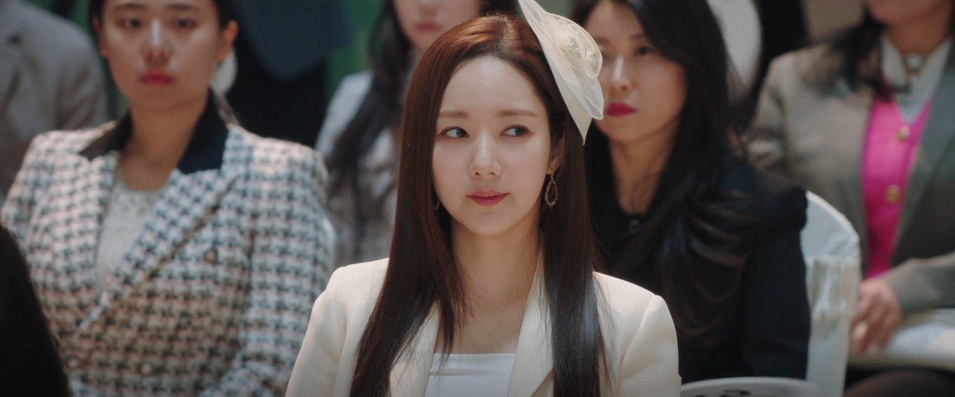 Confidence Queen Episode 4 Review: Park Min-young