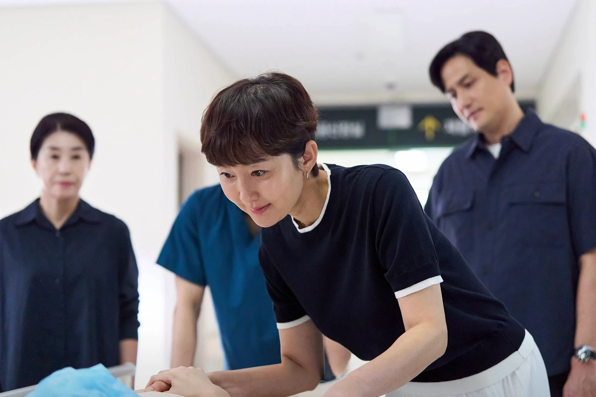 Love Take Two Episode 11 Review: Heartfelt, Hopeful and Very Emotional, As Always 5 Love Take Two Episode 11: Kim Mi-kyung, Yum Jung-ah, Park Hae-Joon