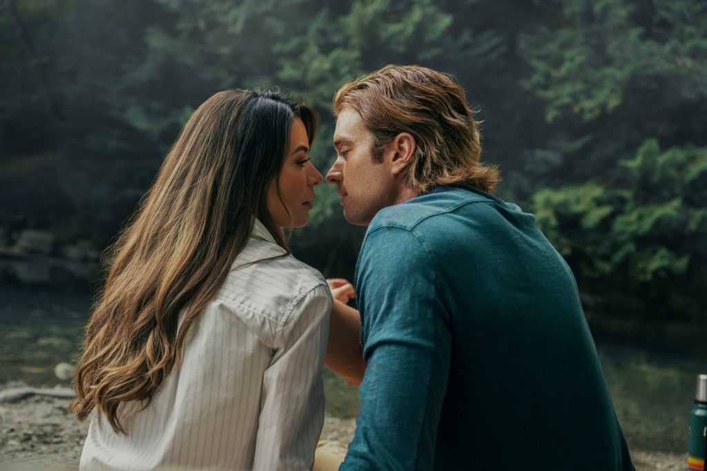 The Wrong Paris Review: A Wattpad-Like Romcom That Still Works 1 The Wrong Paris Review: A Wattpad-Like Romcom That Still Works