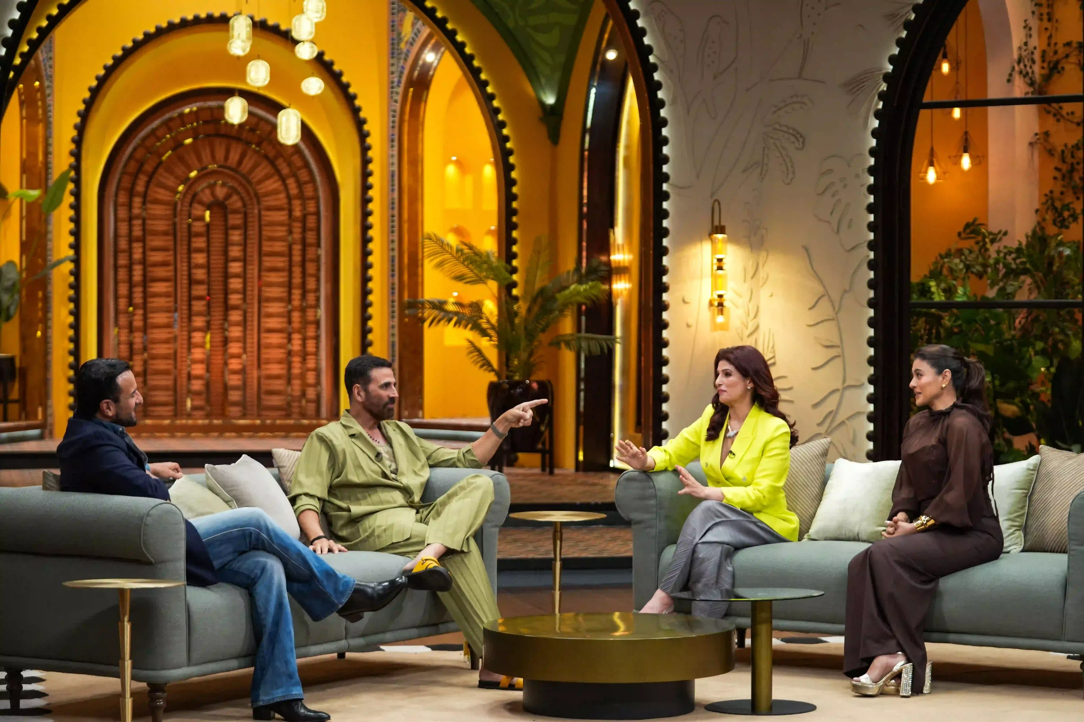 Two Much With Kajol and Twinkle Episode 3: Saif Ali Khan, Akshay Kumar, Twinkle Khanna, Kajol