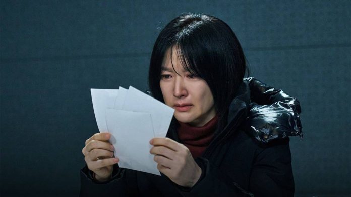 Walking on Thin Ice Episode 10: Lee Young-ae