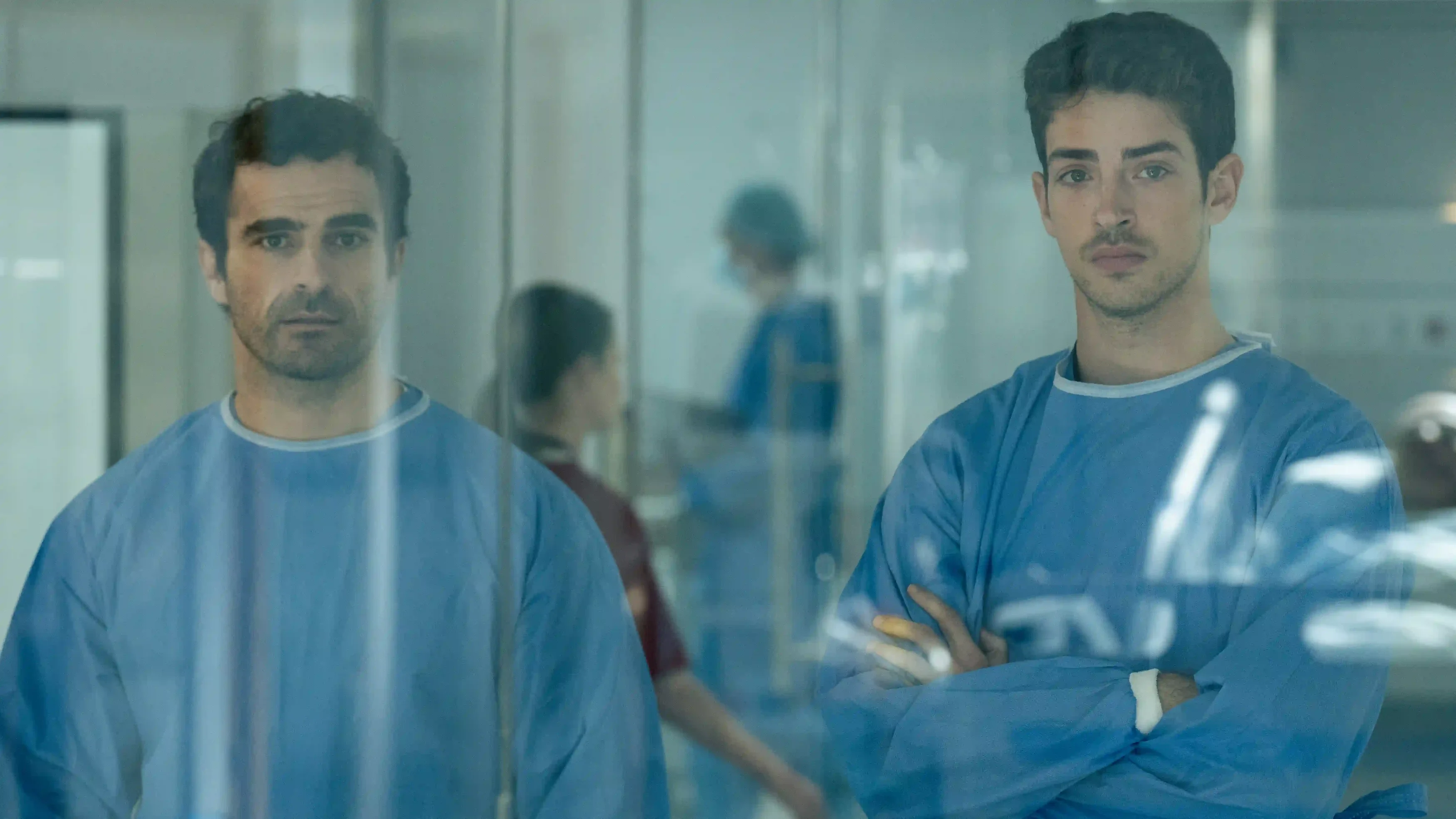 Breathless Season 2 Review: Another Mediocre Entry With a Ton of (Unnecessary) Drama 4 Breathless Season 2 Review: Borja Luna, Manu Ríos