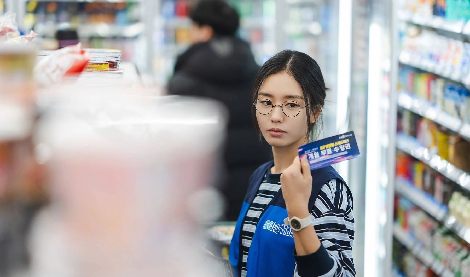 Dynamite Kiss Episode 1 Review: A Fantastic First Episode Full of Surprises and Sweetness 1 Dynamite Kiss Episode 1: Ahn Eun-jin