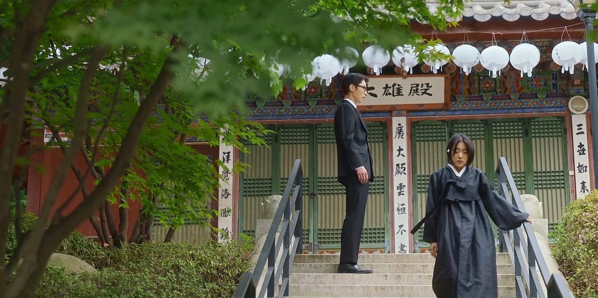 Last Summer Episode 4 Review: Things are Starting to Turn... in a Creepy Way 1 Last Summer Episode 4: Lee Jae-wook, Choi Sung-eun