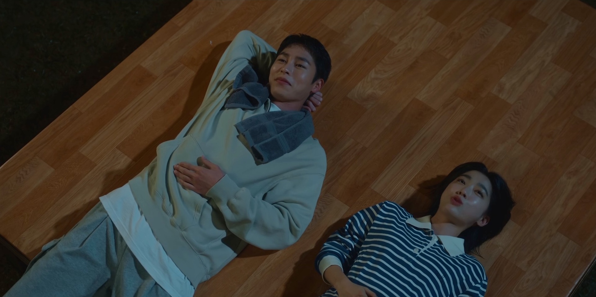 Last Summer Episode 4 Review: Things are Starting to Turn... in a Creepy Way 4 Last Summer Episode 4: Lee Jae-wook, Choi Sung-eun