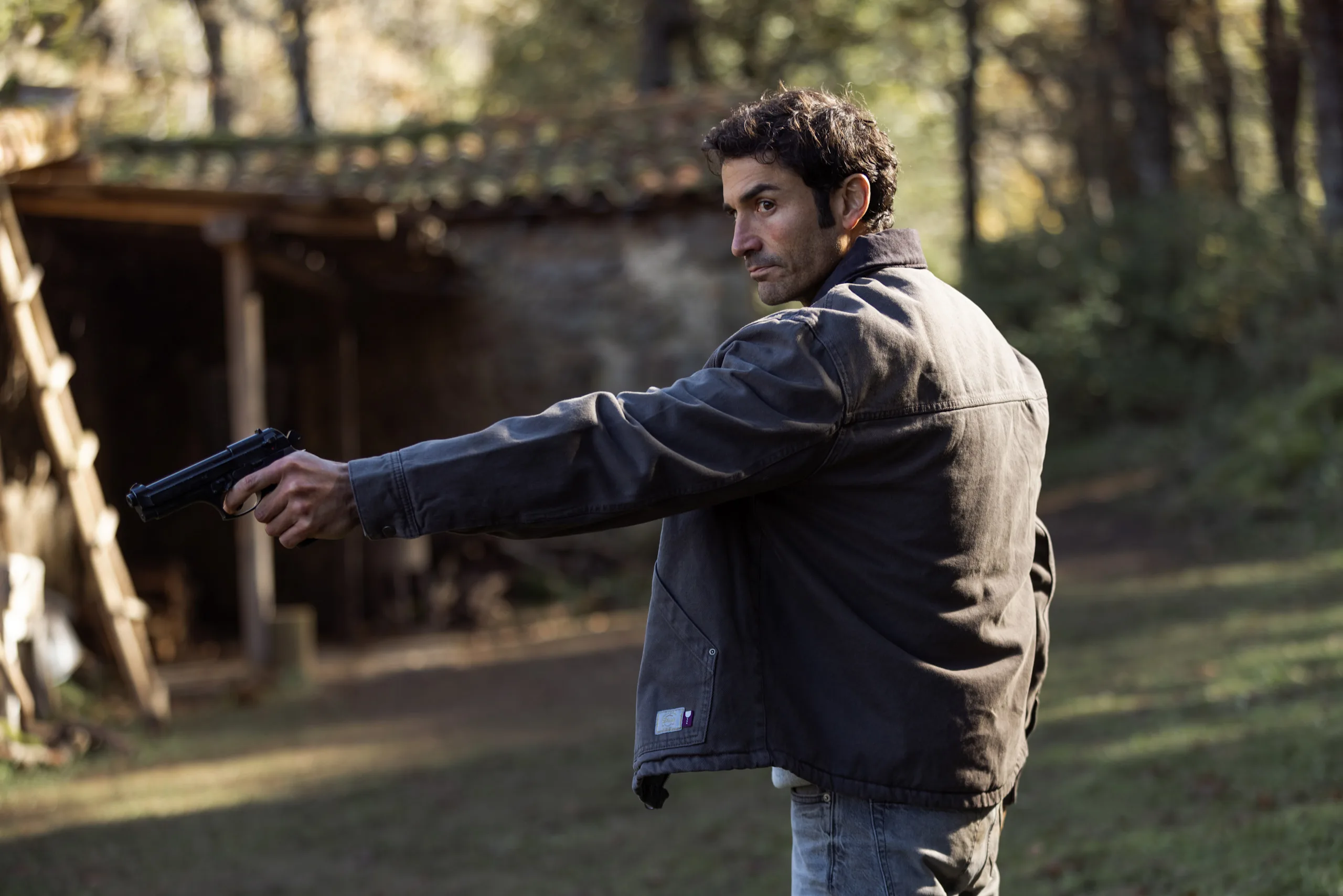 The Crystal Cuckoo Ending Explained: What Shocking Secrets Lie Hidden in Yesques? Who is the Monster Behind the Disappearances? 3 The Crystal Cuckoo Ending Explained: Alex García