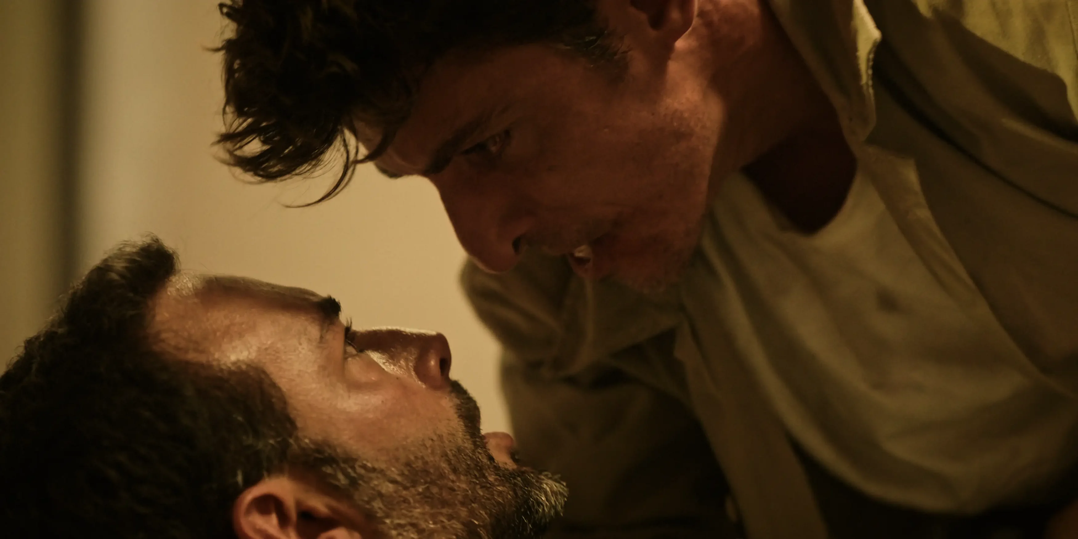 The Accident Season 2 Review: An Unnecessary Addition to This Saga 2 The Accident Season 2 Review: Sebastian Martínez, Alberto Guerra