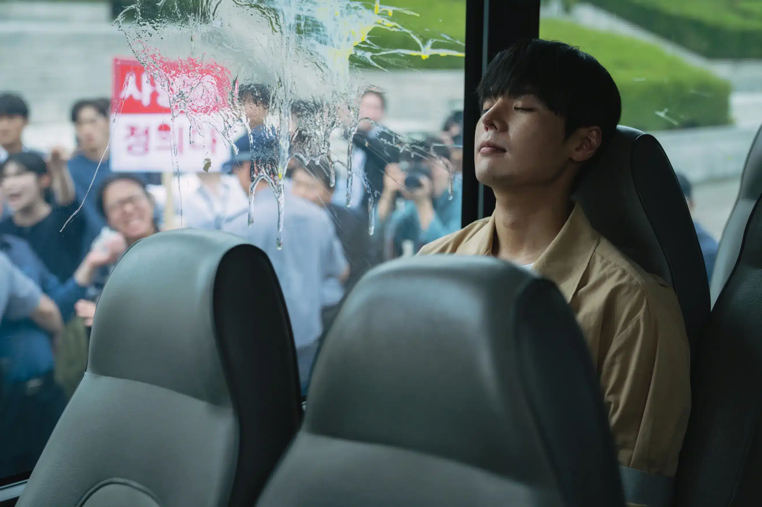 Bloody Flower Ending Explained: Is the Cure Real? Does Woo-gyeom Face Justice For His Crimes? 6 Bloody Flower Ending Explained: Ryeoun